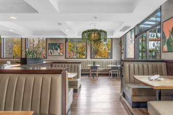 Richmond-DiningRoom-Desktop-340x225