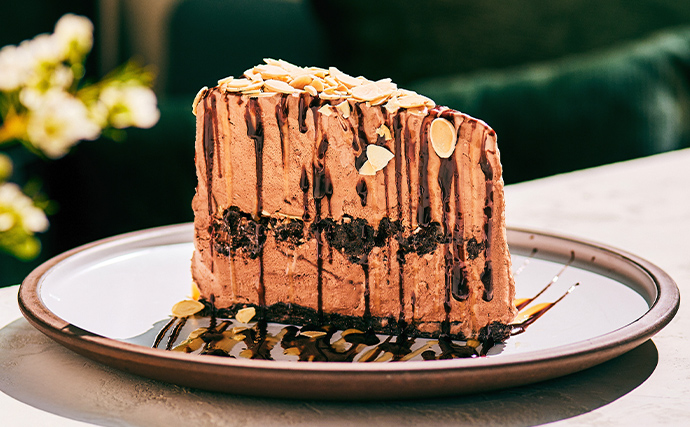 Slider_Mile High Mocha Pie_DESK_690x427
